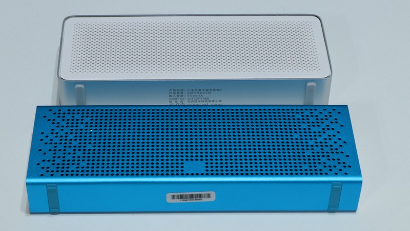 Xiaomi Mi Bluetooth Speaker vs. Square Box