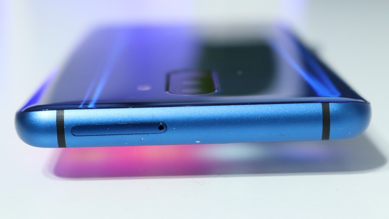 Elephone U - SIM