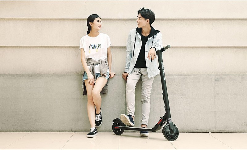 Trotineta electrica Ninebot by Segway KickScooter ES1 parcata