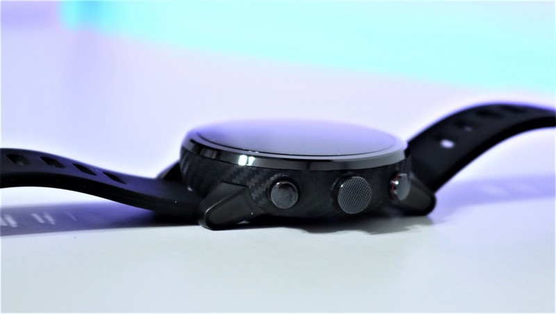 Xiaomi Amazfit Stratos - lateral