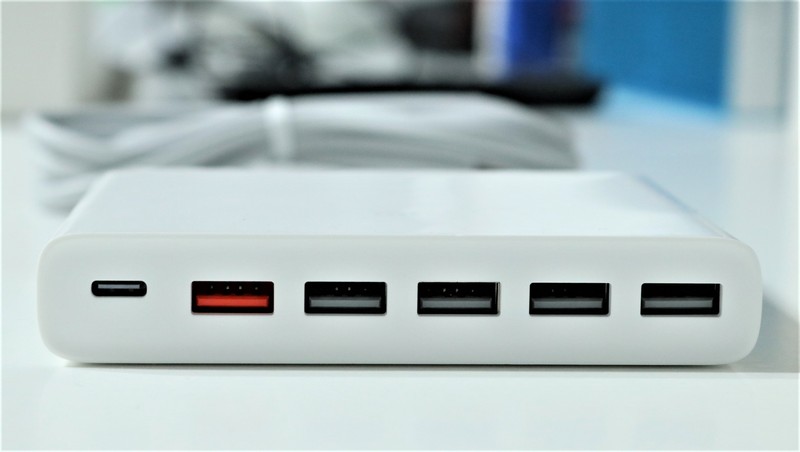 Incarcator HUB USB Xiaomi - fata