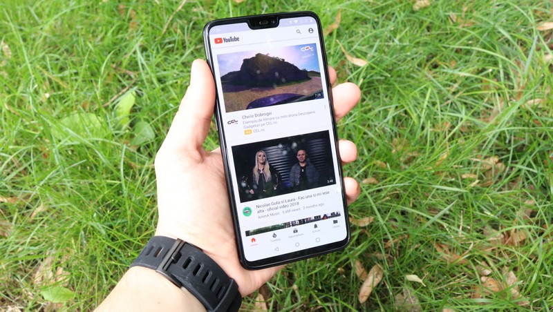 OnePlus 6 - notch
