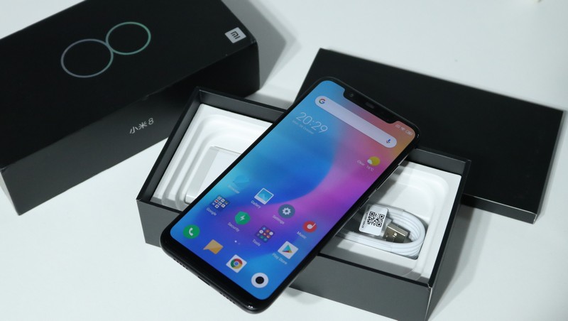 Xiaomi Mi8 - pareri si impresii
