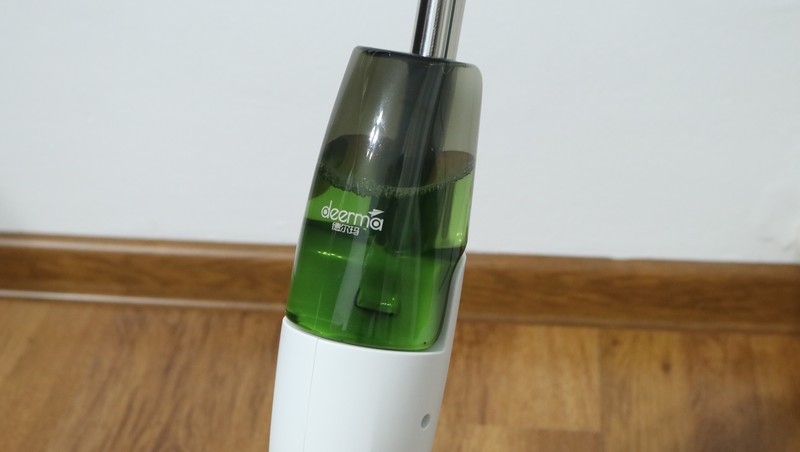 Mop cu pulverizator Deerma Labor-saving - incarcat