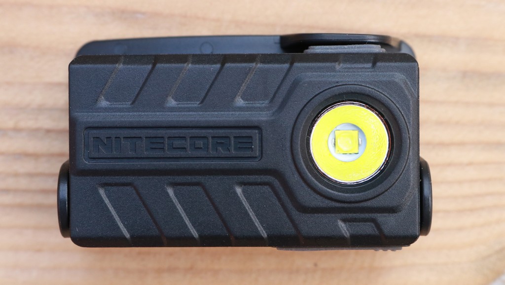Nitecore NU20 - fata