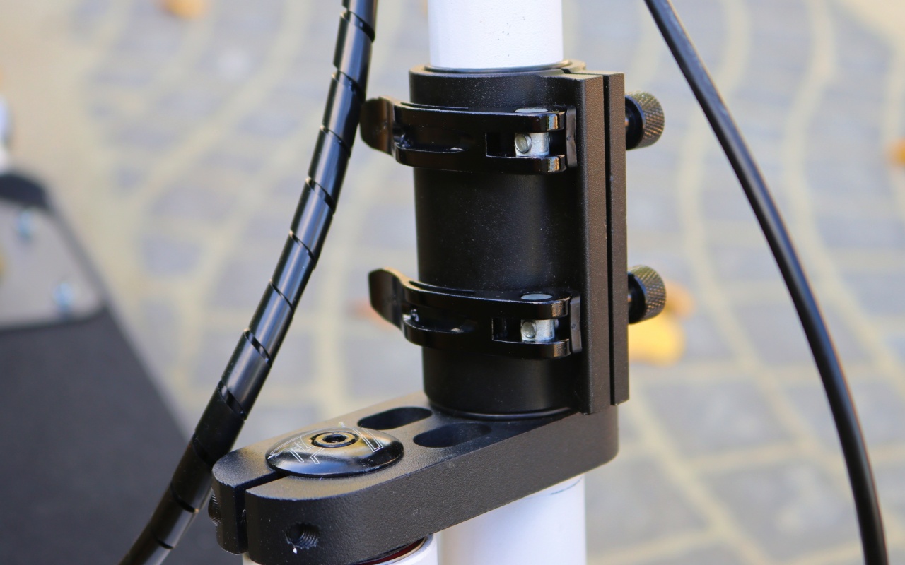 Trotineta electrica NextDrive N7 - sistem de pliere