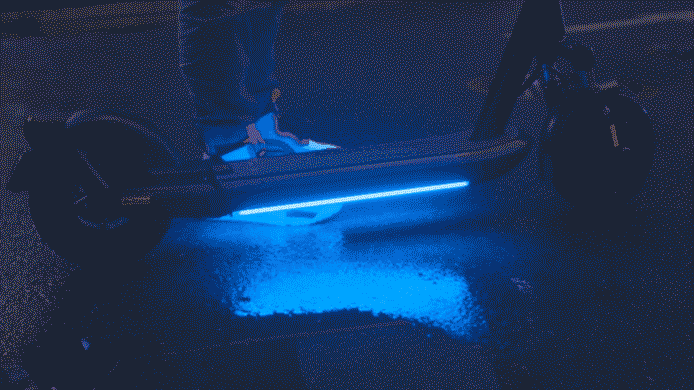 Inmotion L9 sistem de iluminare