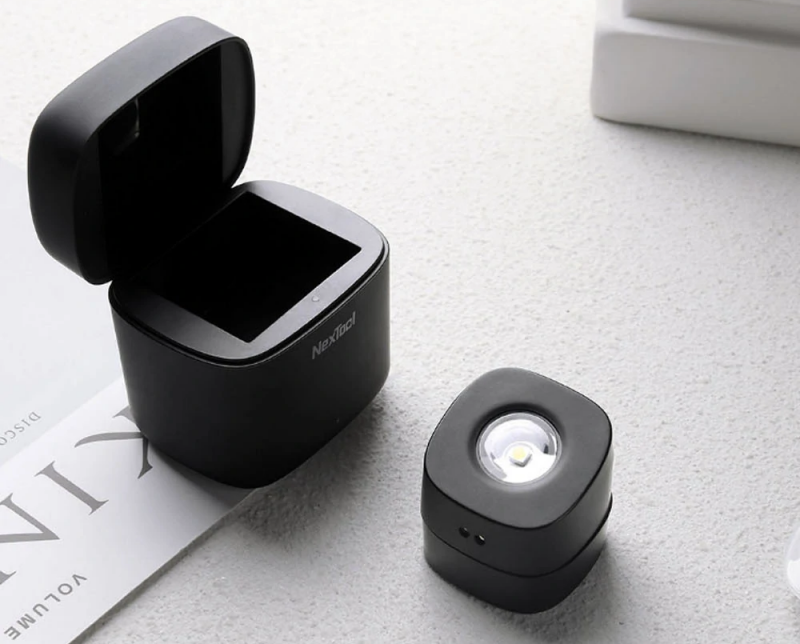 Lanterna NexTool Xiaomi frontala cu incarcare wireless-crop
